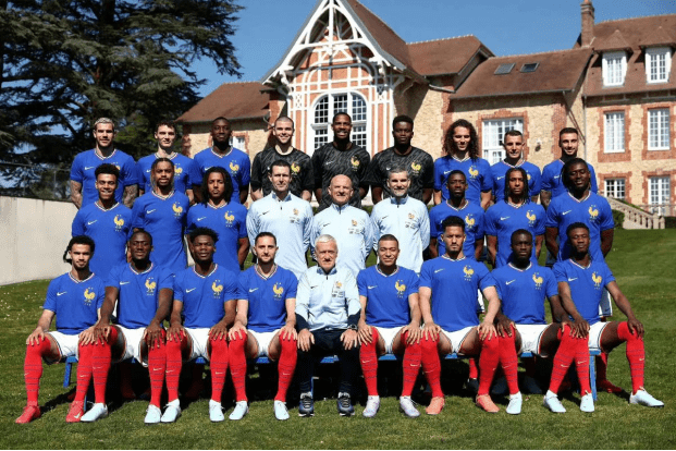 杨旭谈培养,下一代,超越自我,新葡京,新葡京app,新葡京娱乐,新普京赌场