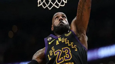 尤文今夏计划出售7球星，戴维、奥蓬达领衔